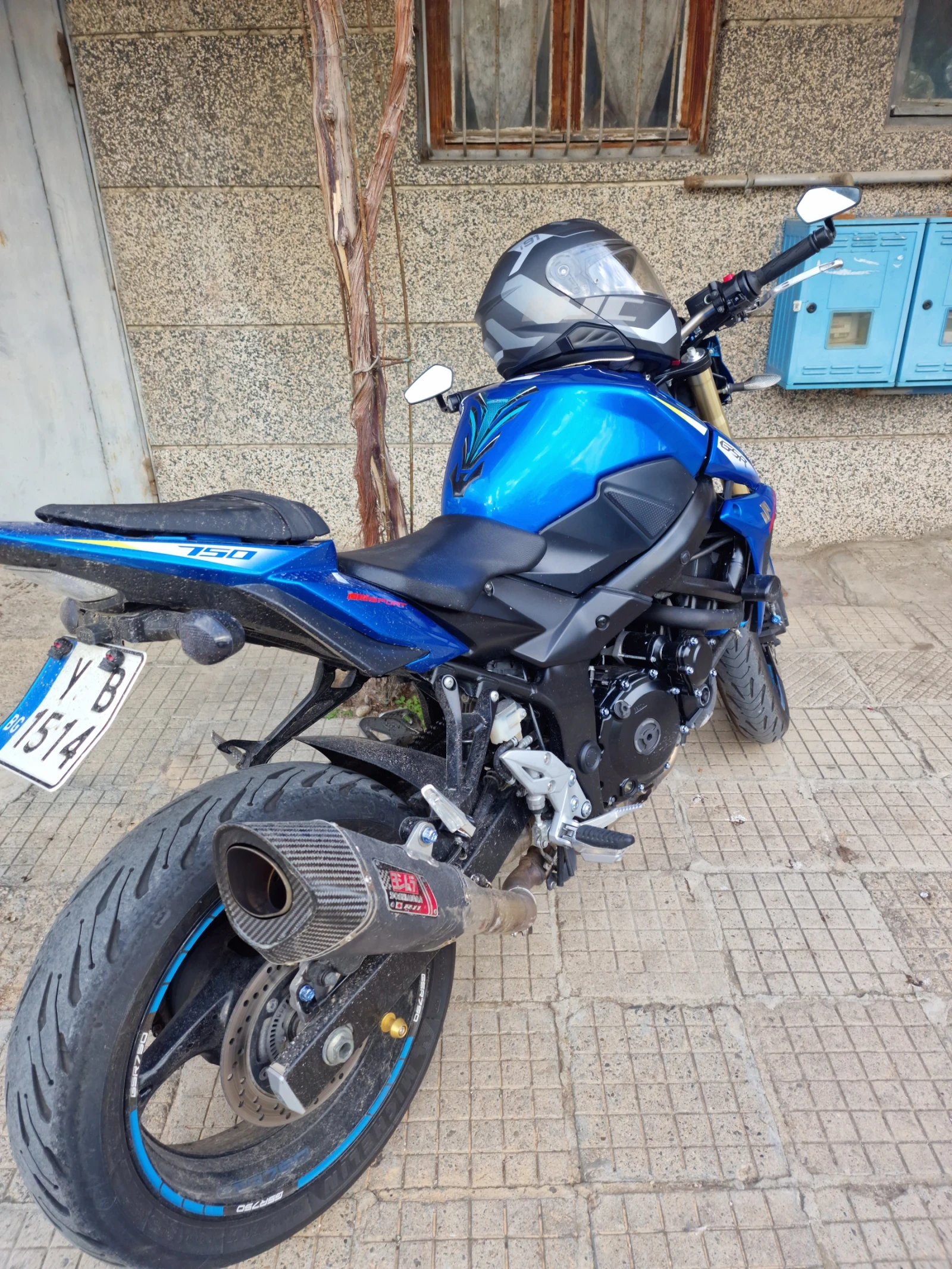 Suzuki Gsr Гърне ьошимира и много екстри