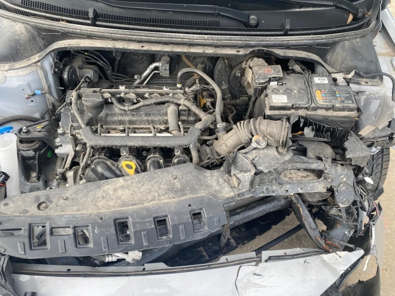 Hyundai I20 1.2i, снимка 13 - Автомобили и джипове - 38245969