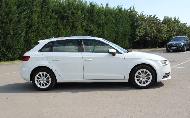 Audi A3 1.6 TDI   SPORTBACK   EURO 5В НОВ ВНОС  , снимка 4 - Автомобили и джипове - 47450449