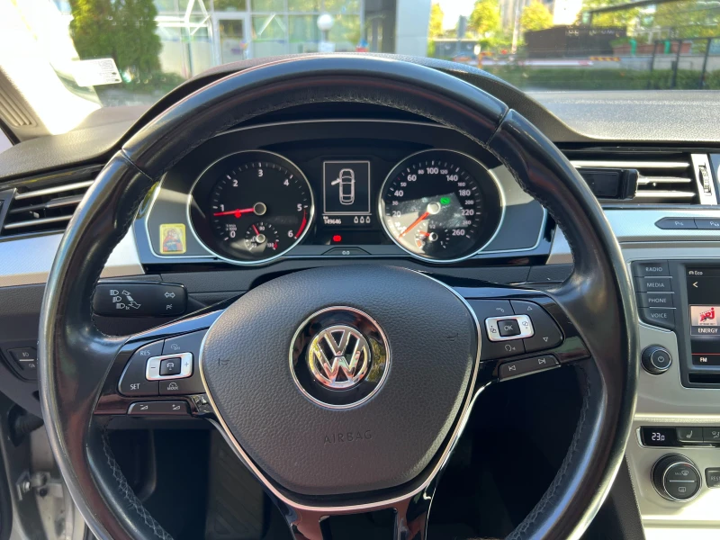 VW Passat Comfortline 2.0TDI BMT, снимка 7 - Автомобили и джипове - 47392402