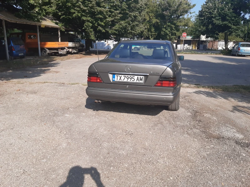 Mercedes-Benz E 300 Е 300 4х4, снимка 3 - Автомобили и джипове - 47819900