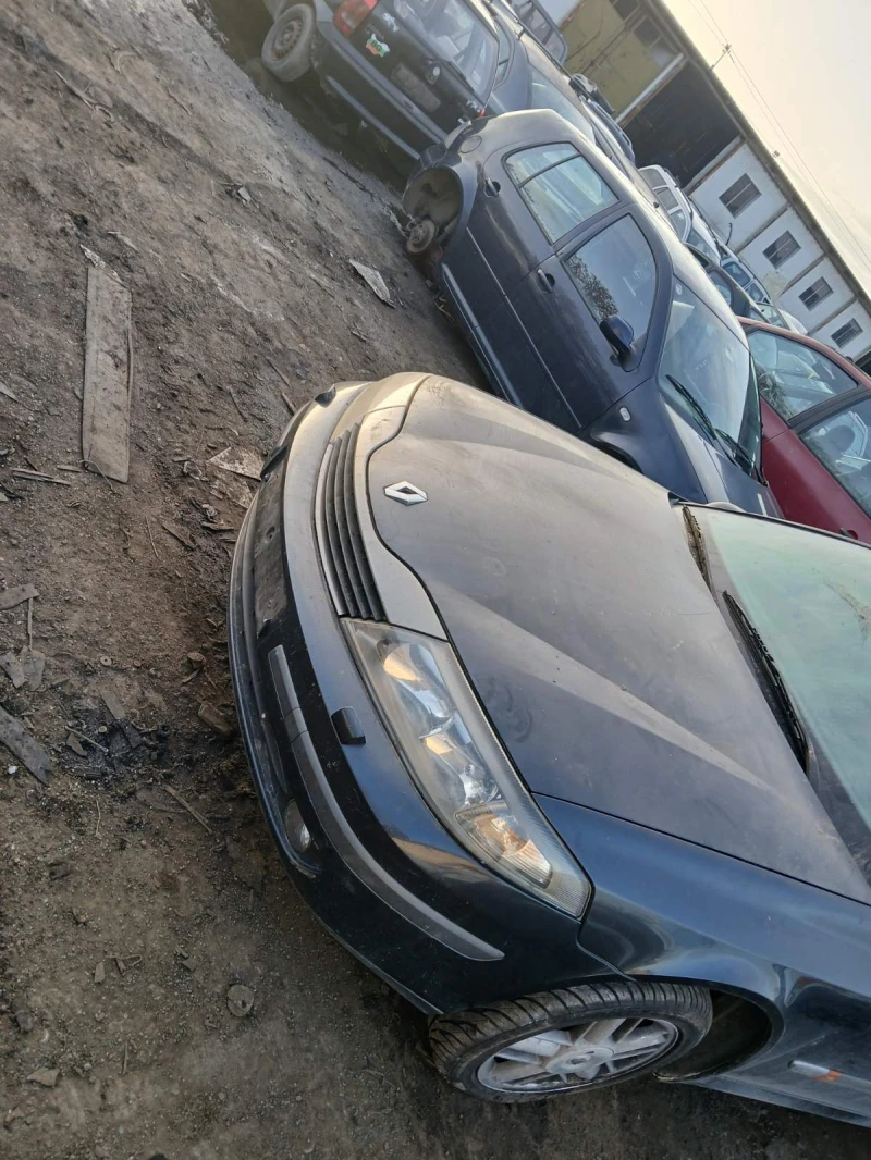 Renault Laguna 2, снимка 1 - Автомобили и джипове - 48289445