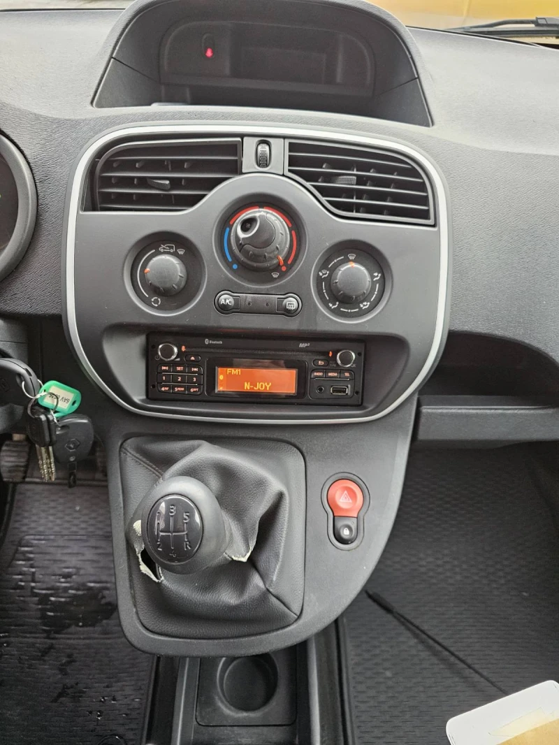 Renault Kangoo dCi 90 к.с. дизел, снимка 9 - Автомобили и джипове - 48357844