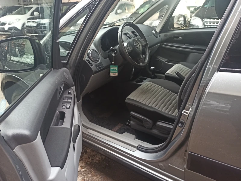 Suzuki SX4 Keyless, FACELIFT, 120kc.4x4, снимка 13 - Автомобили и джипове - 48539228