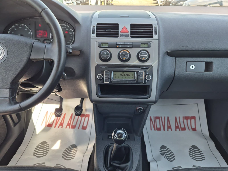 VW Touran 2.0i-7 МЕСТА-ECOFUELL-FACE LIFT, снимка 10 - Автомобили и джипове - 51783257