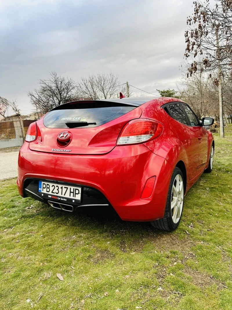 Hyundai Veloster , снимка 6 - Автомобили и джипове - 52261810