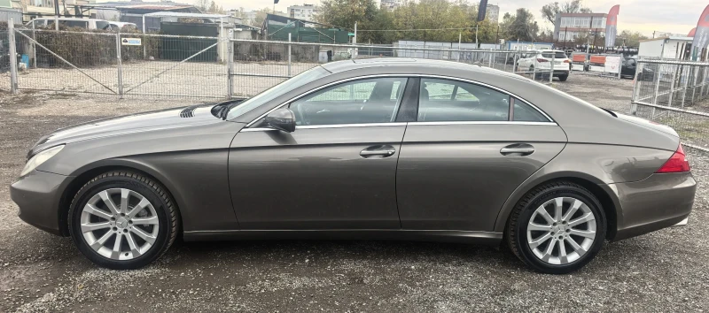 Mercedes-Benz CLS 300 3.0 бензин, снимка 8 - Автомобили и джипове - 52314898