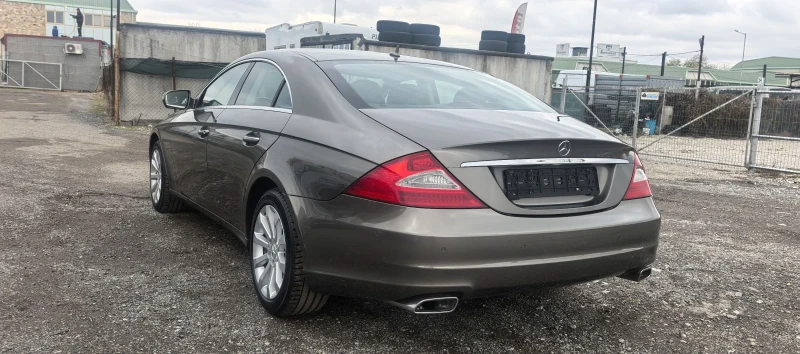Mercedes-Benz CLS 300 3.0 бензин, снимка 7 - Автомобили и джипове - 52314898