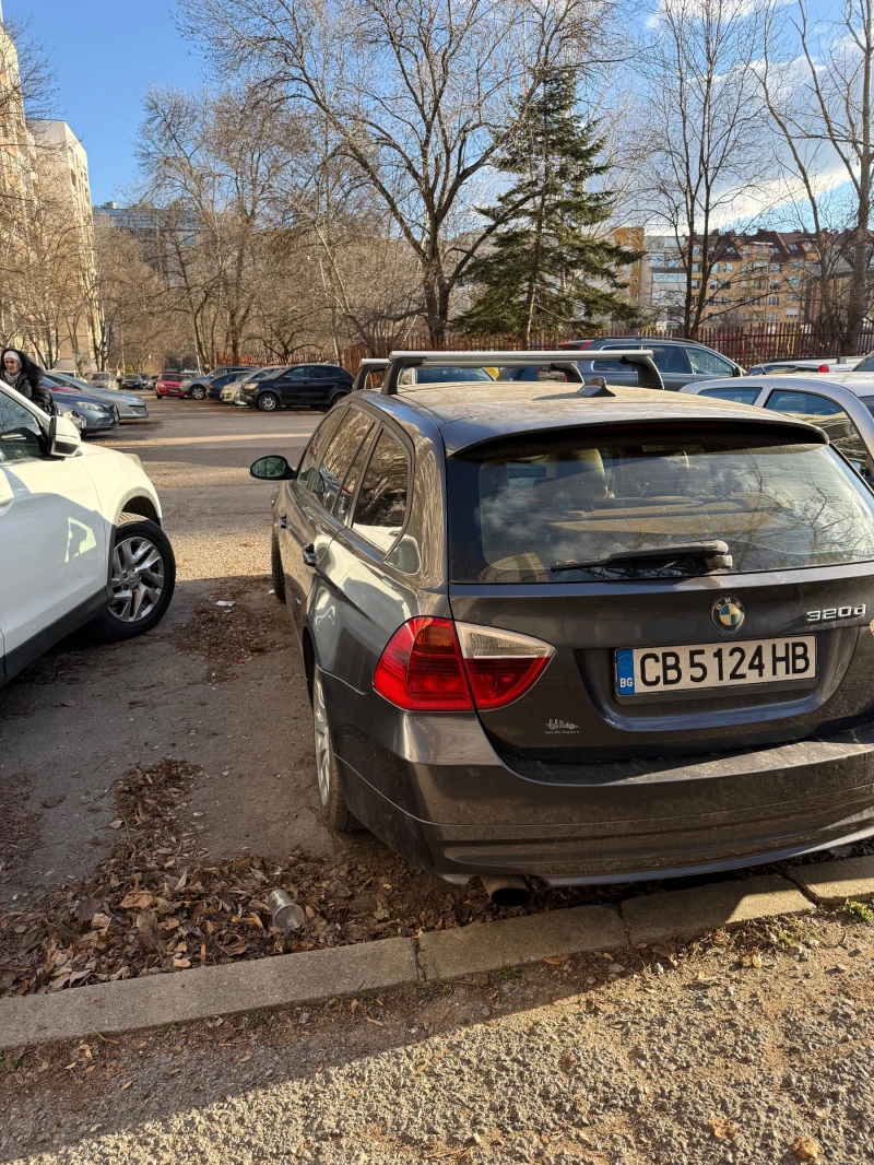 BMW 320 E91, снимка 8 - Автомобили и джипове - 52959878