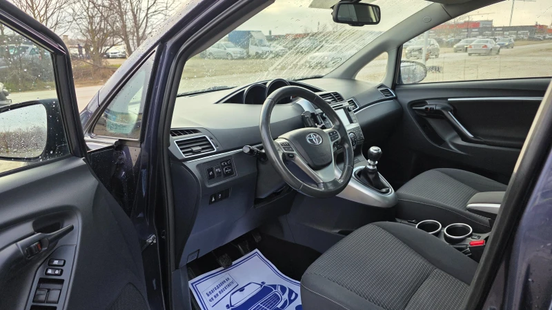Toyota Verso УНИКАТ/FACE LIFT/7m, снимка 6 - Автомобили и джипове - 53459059
