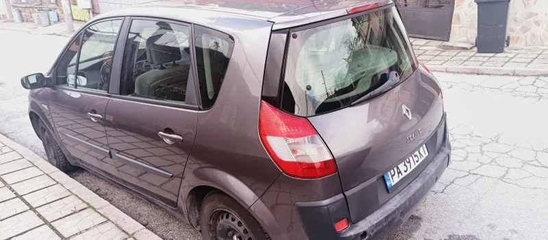 Renault Scenic, снимка 3 - Автомобили и джипове - 53520850
