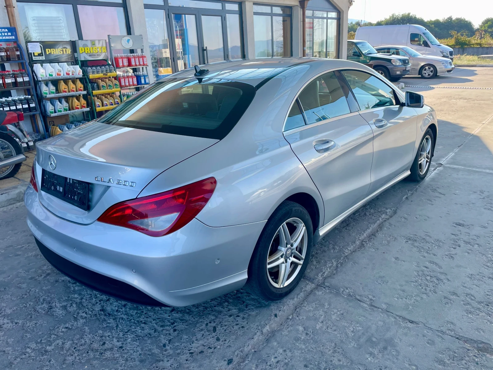 Mercedes-Benz CLA 200 ОТЛИЧЕН - изображение 8