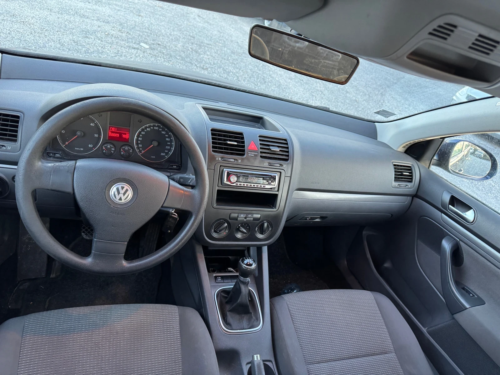 VW Golf 5 1.9 тди 105к.с - изображение 8