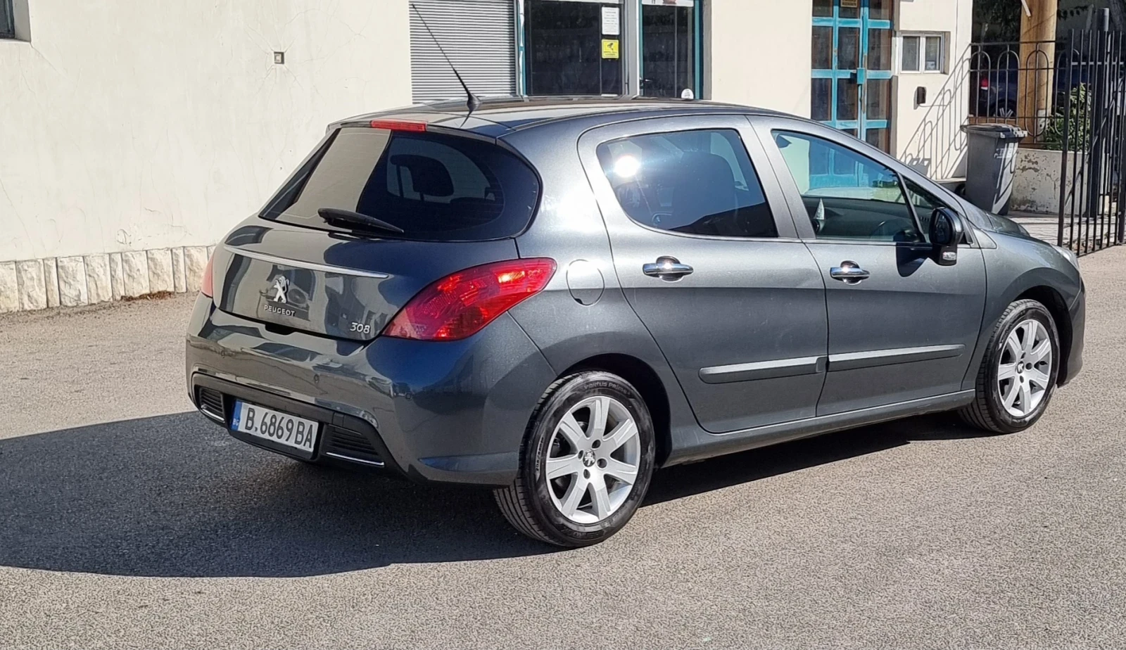 Peugeot 308 1.6 eHDI 92кс euro5 - изображение 3