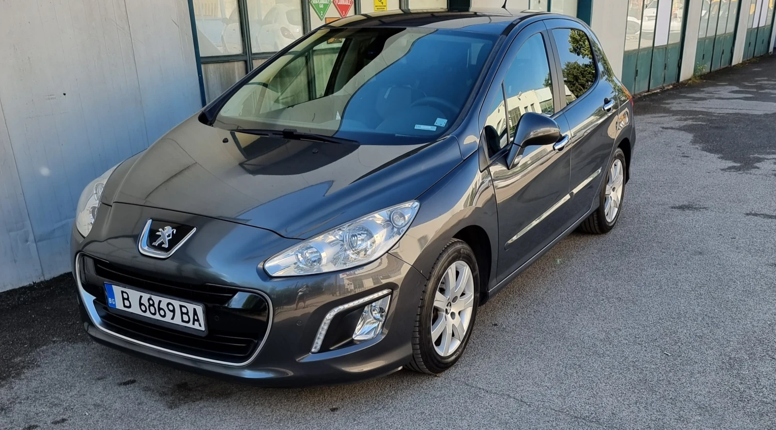 Peugeot 308 1.6 eHDI 92кс euro5 - изображение 8