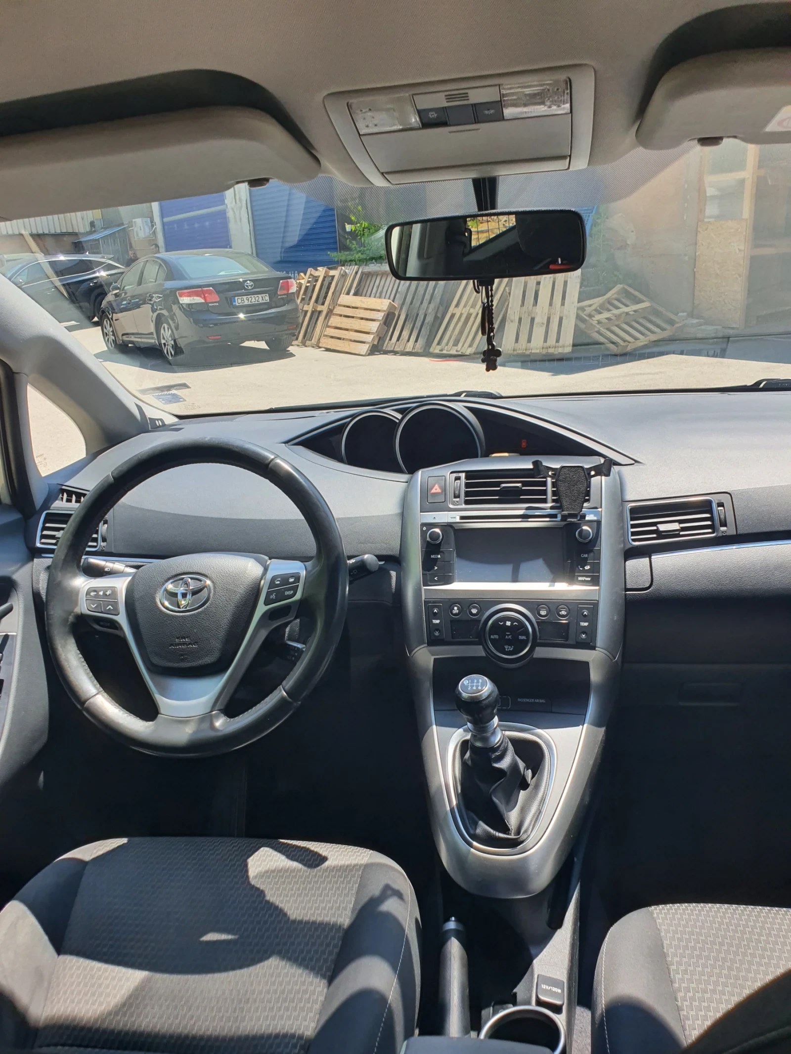 Toyota Verso  - изображение 9