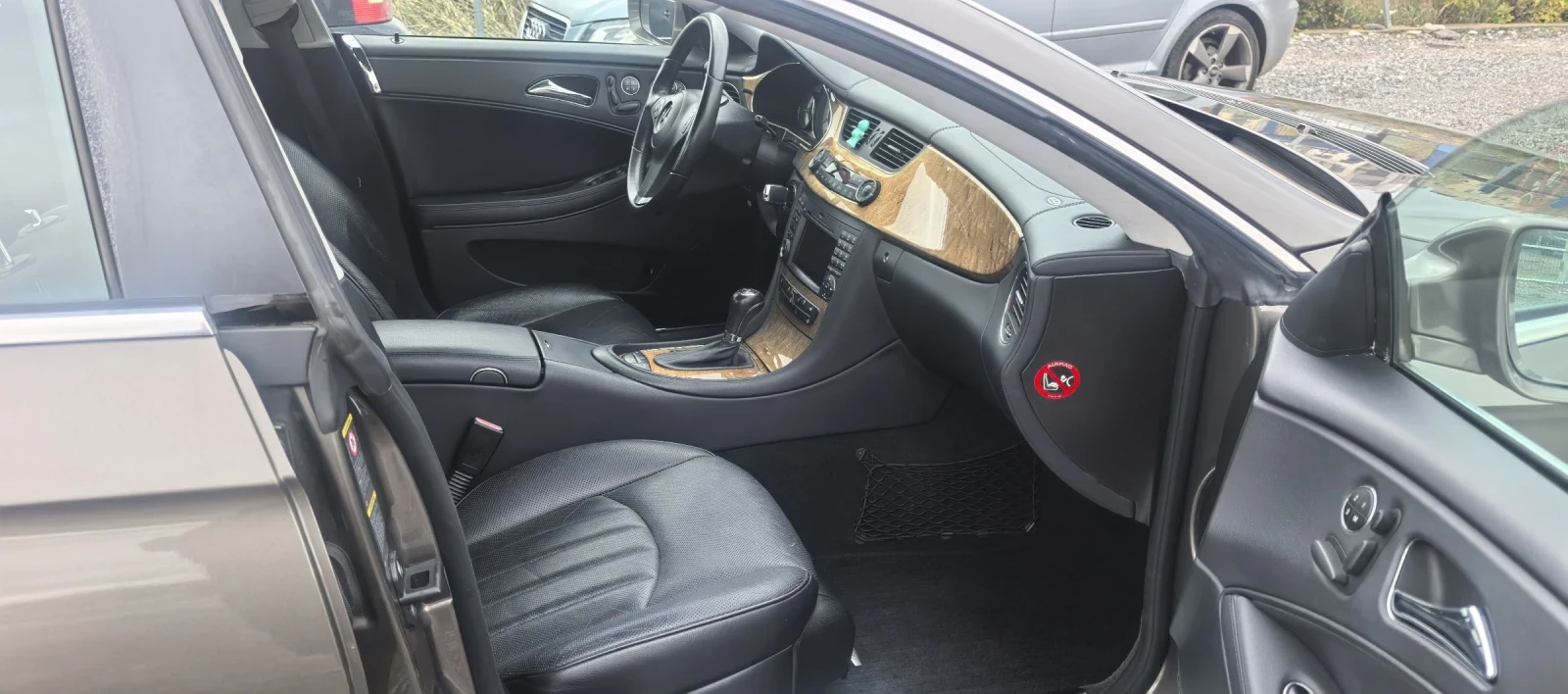 Mercedes-Benz CLS 300 3.0  | Mobile.bg   11