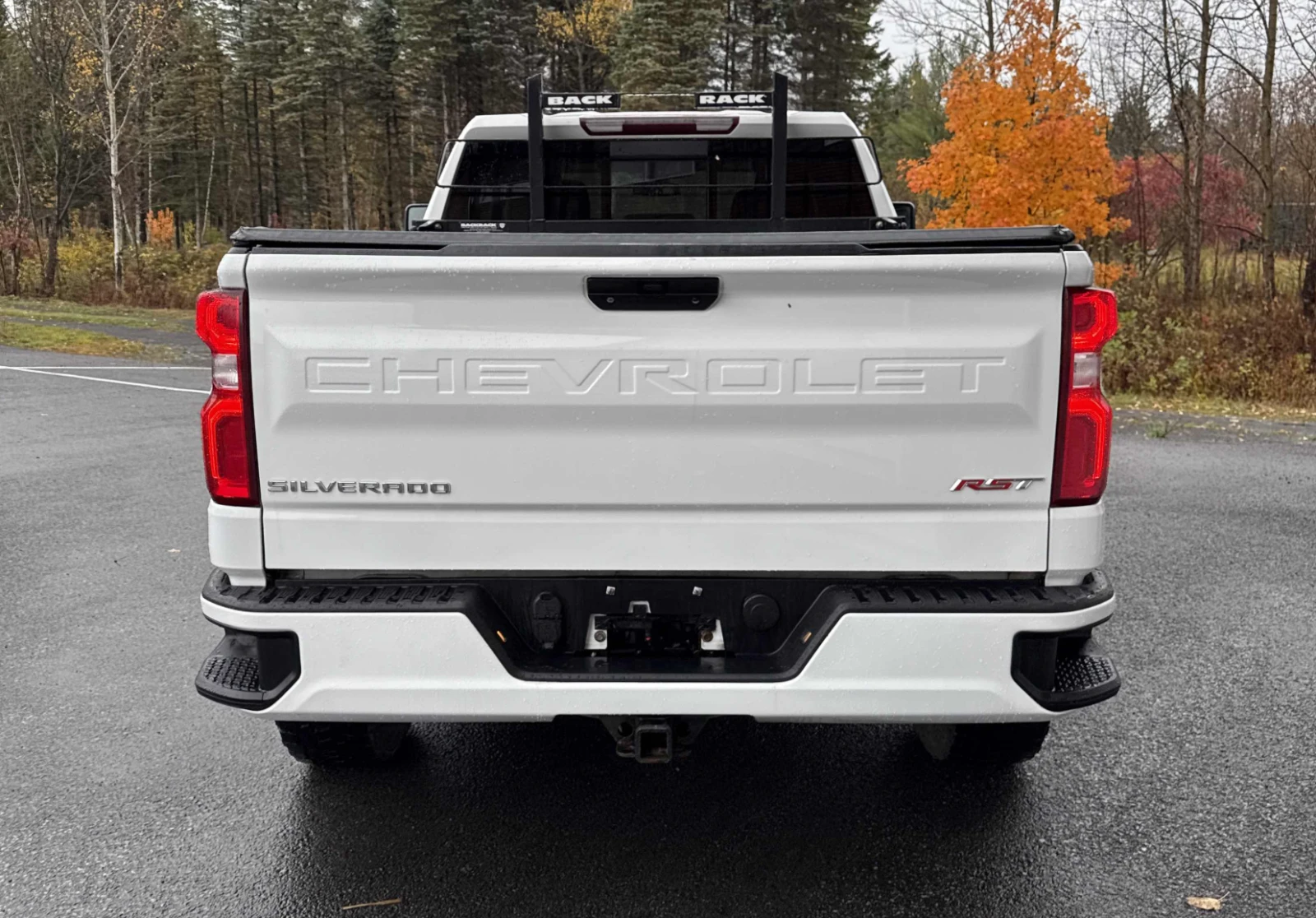 Chevrolet Silverado 1500 RST - изображение 2