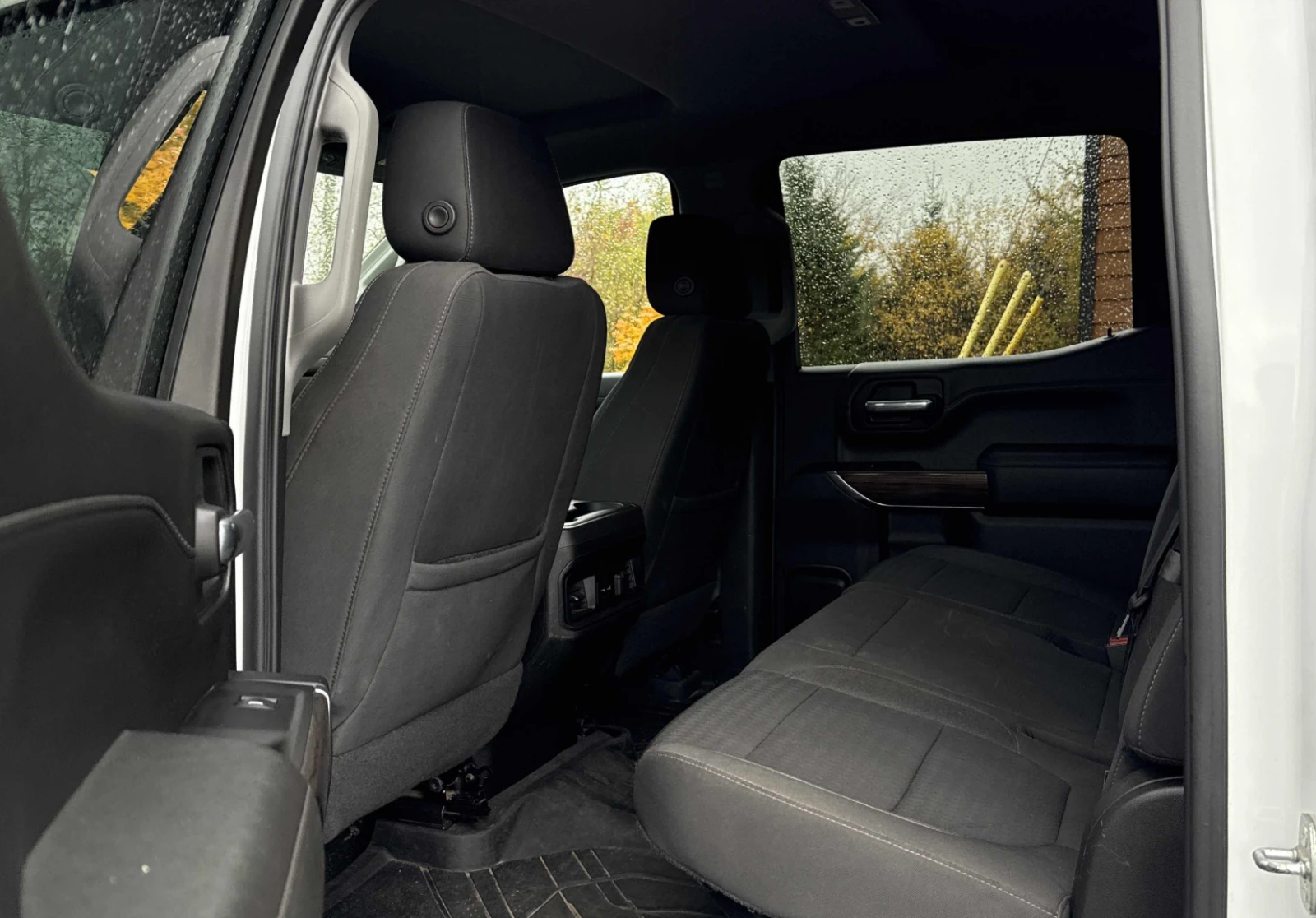 Chevrolet Silverado 1500 RST - изображение 6