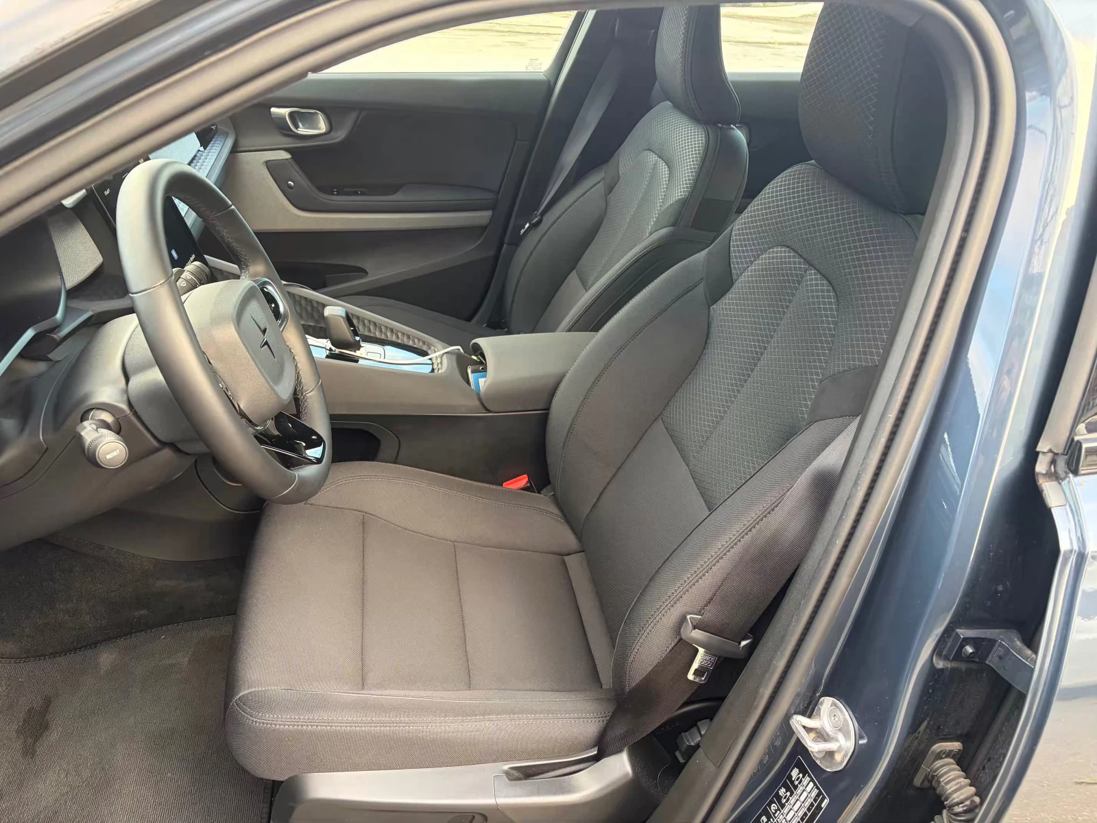 Polestar 2 Long Range Single Motor - изображение 8