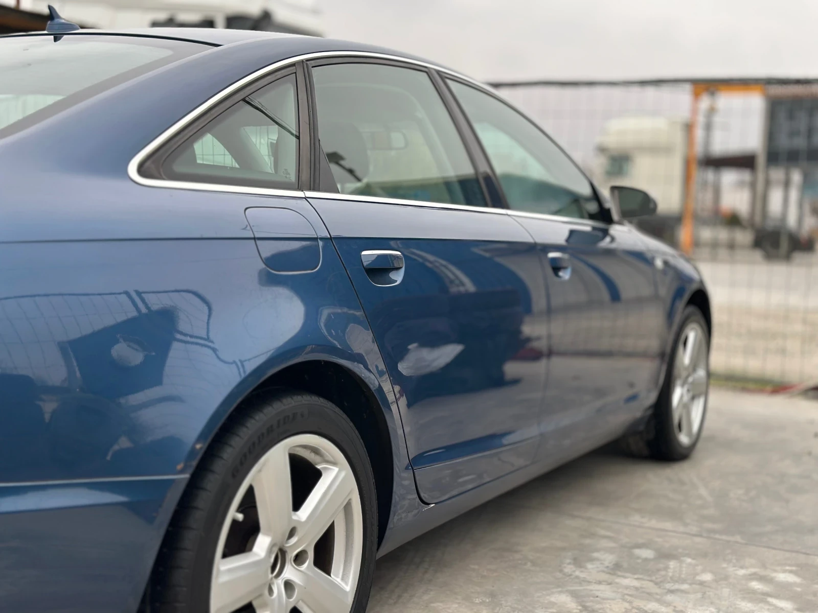 Audi A6 Бензин, Бартер, Авт., снимка 4 - Автомобили и джипове - 54481007