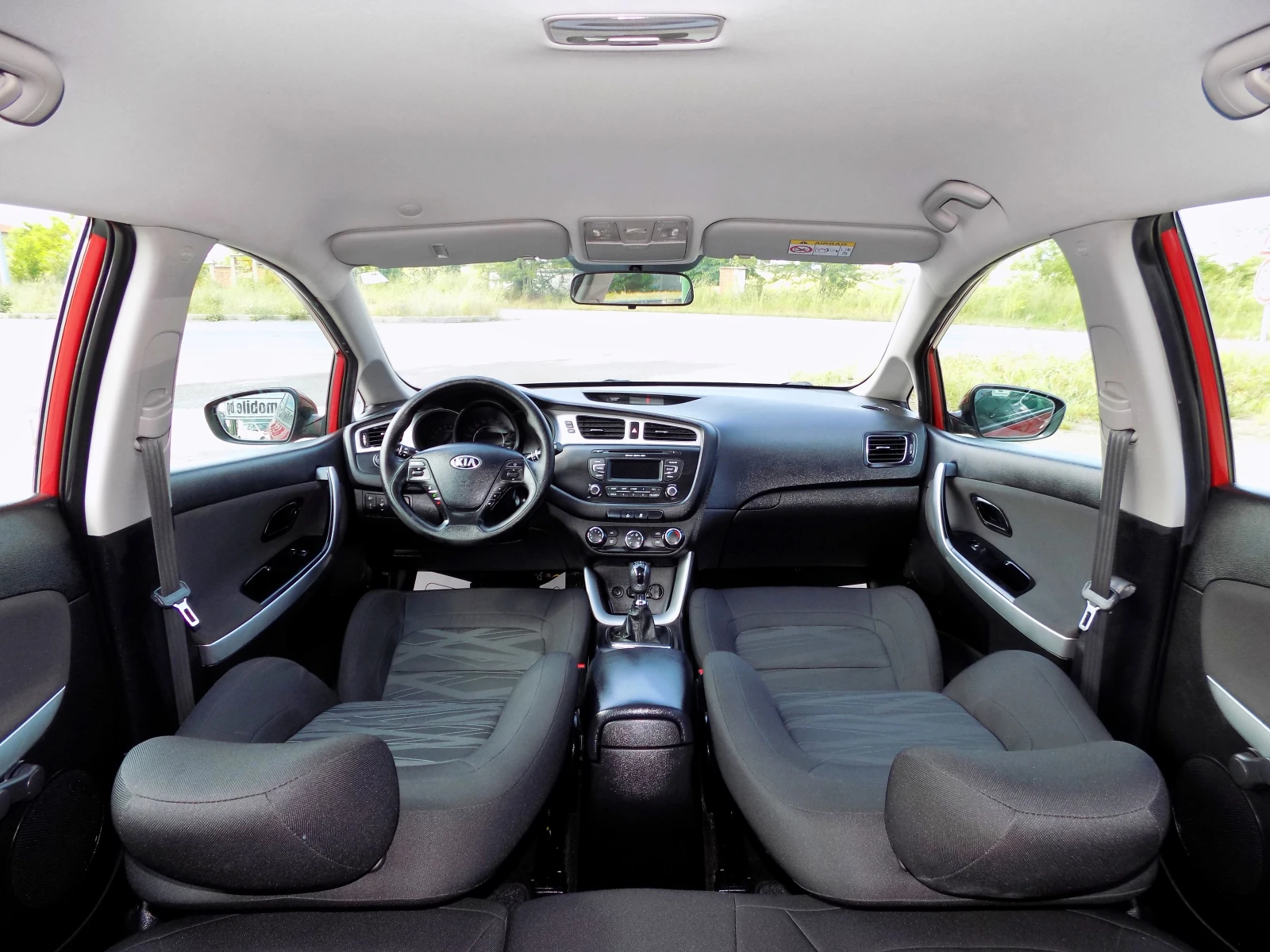 Kia Ceed 1.4CRDi/90к.с./6ск., снимка 8 - Автомобили и джипове - 54797391