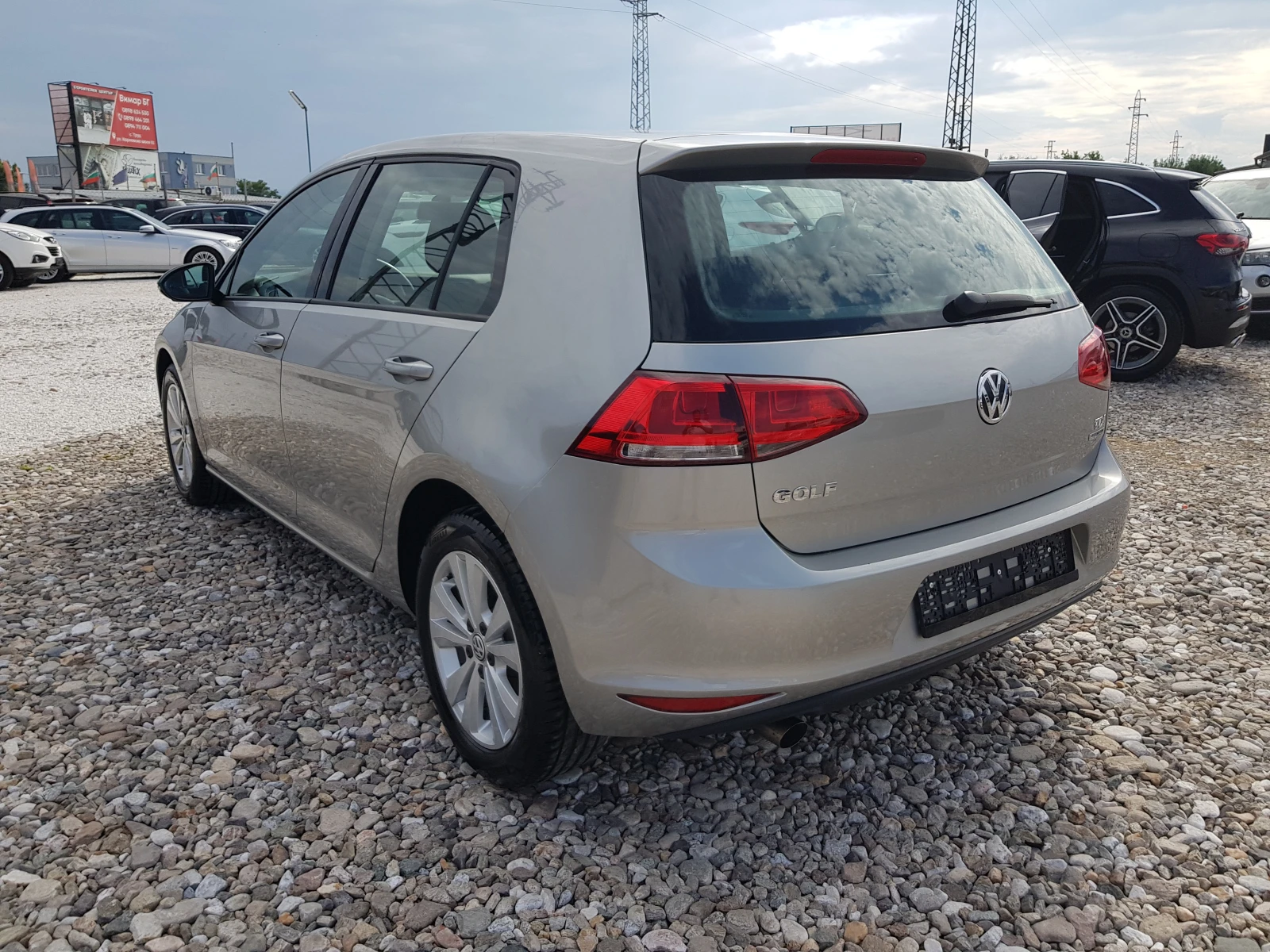 VW Golf 1.6 TDI-105 к.с. АВТОМАТИК , снимка 7 - Автомобили и джипове - 55143669