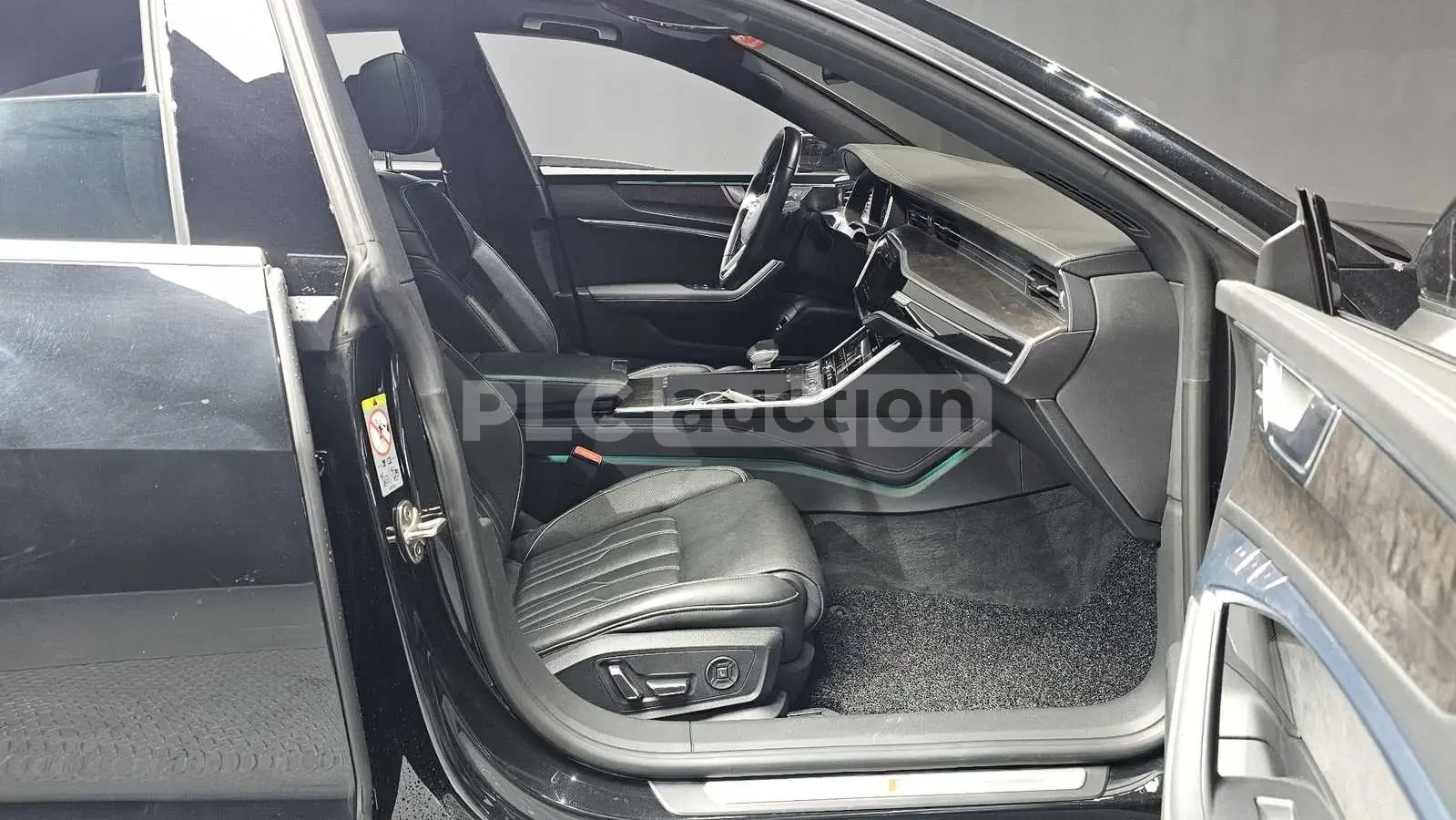 Audi A7 55 TFSI HEAD UP/PANORAMA/360CAM/ПОДГРЕВ/ОБДУХВАНЕ/, снимка 10 - Автомобили и джипове - 55149239