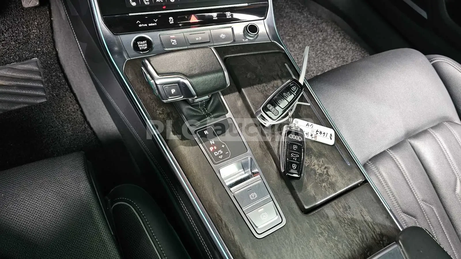 Audi A7 55 TFSI HEAD UP/PANORAMA/360CAM/ПОДГРЕВ/ОБДУХВАНЕ/, снимка 8 - Автомобили и джипове - 55149239