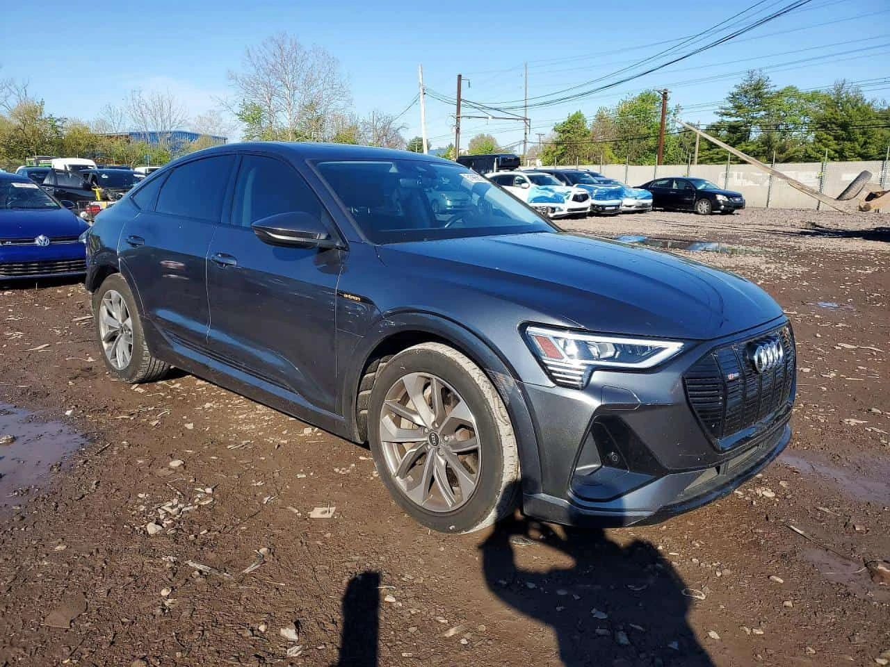 Audi E-Tron /CARFAX/ЗАСТРАХОВАТЕЛ/ЦЕНА ДО БГ , снимка 4 - Автомобили и джипове - 55259306