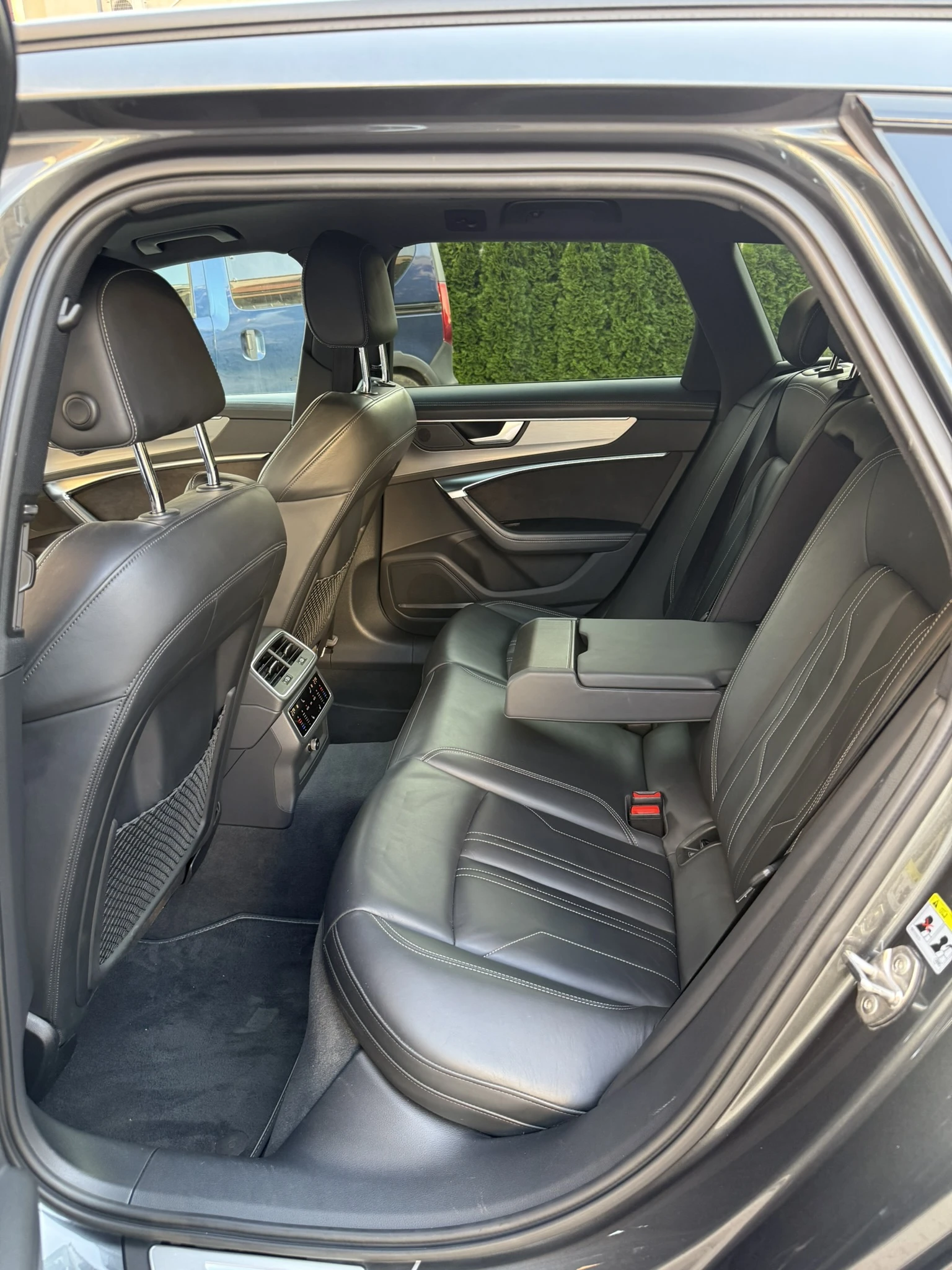 Audi A6 Avant 50 TDI Quattro S-Line, снимка 15 - Автомобили и джипове - 55781016