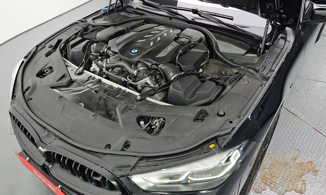 BMW 850 xDrive Gran Coupe | ДИСТРОНИК | 360 , снимка 6 - Автомобили и джипове - 55891370