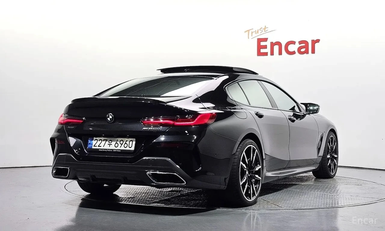 BMW 850 xDrive Gran Coupe | ДИСТРОНИК | 360 , снимка 2 - Автомобили и джипове - 55891370