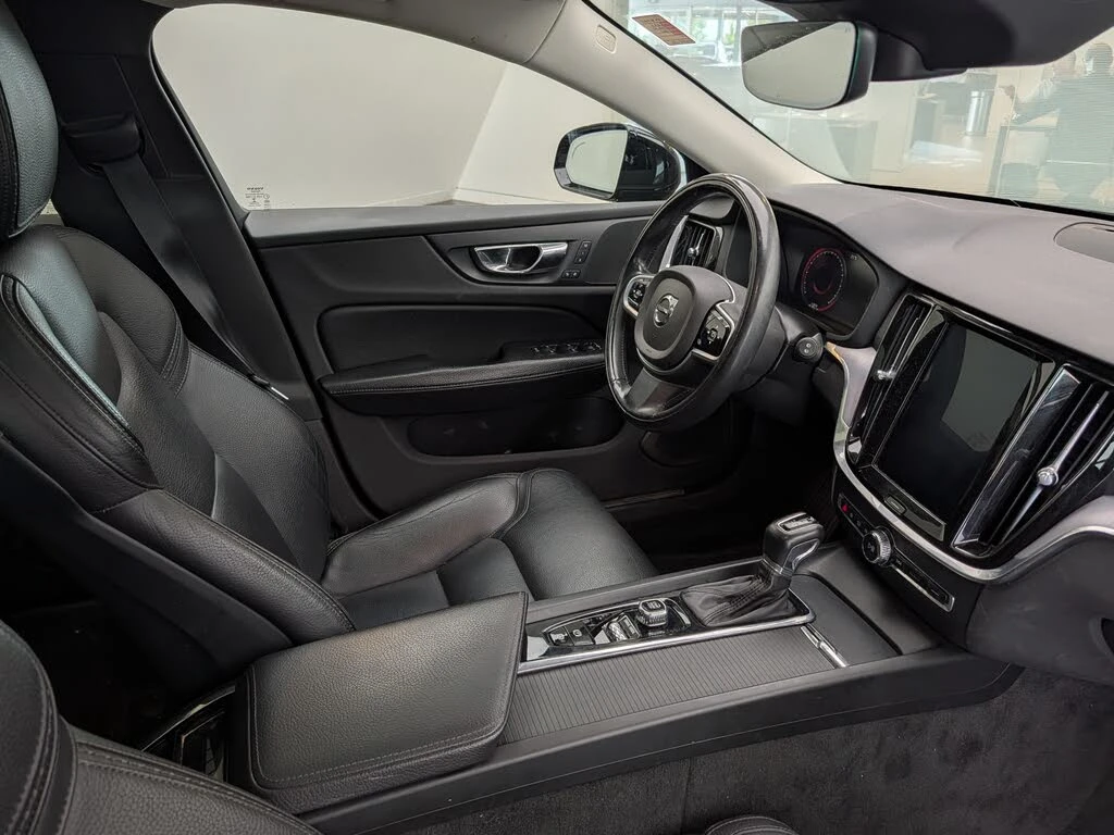 Volvo V60 Cross Country T5 AWD * ПОДГРЕВИ * 360, снимка 8 - Автомобили и джипове - 55942118