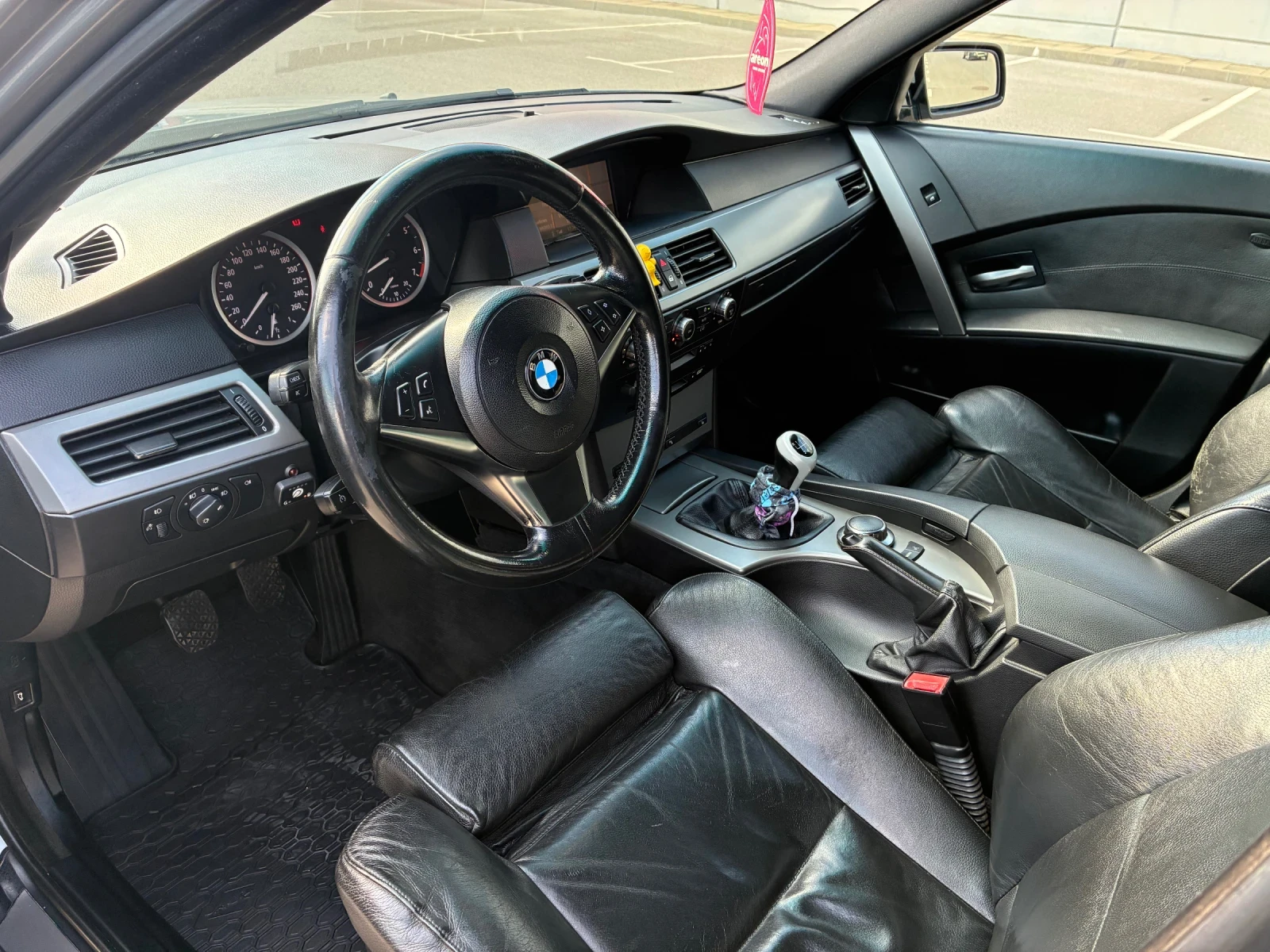 BMW 523, снимка 5 - Автомобили и джипове - 56403352