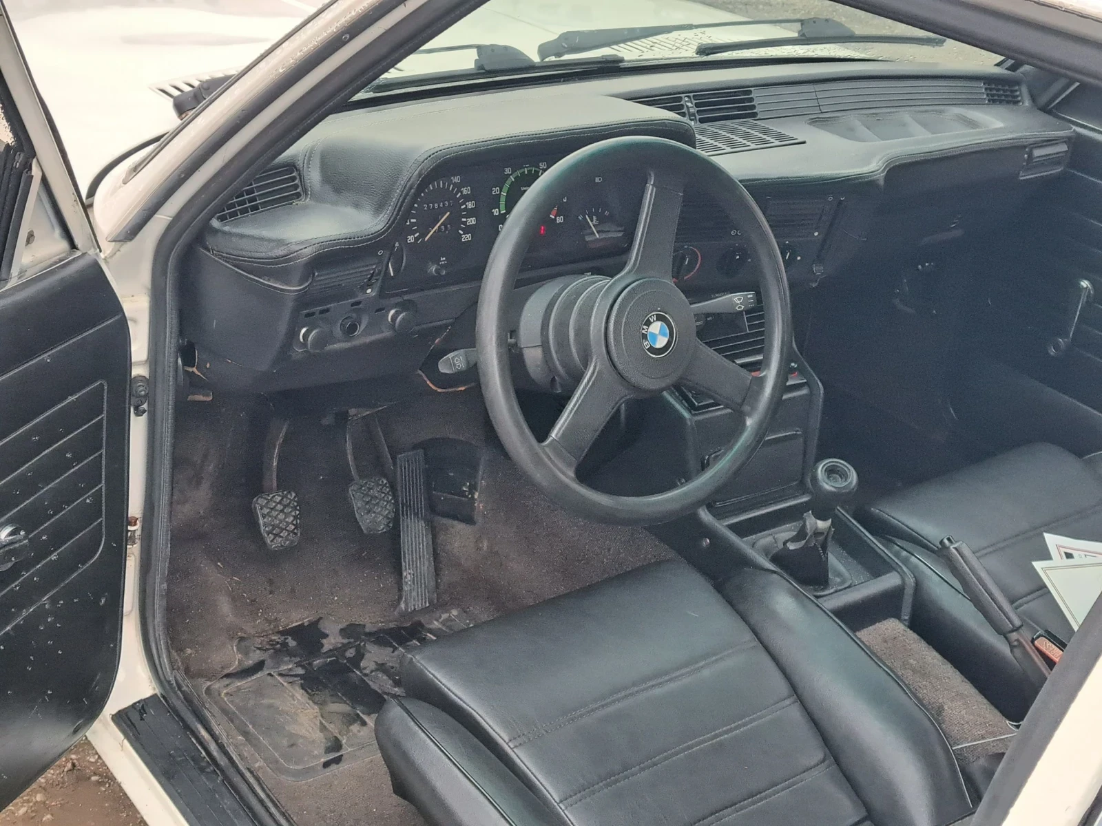 BMW 320 E21, снимка 6 - Автомобили и джипове - 56493729