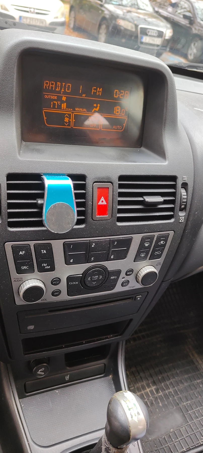 Nissan Almera 2.2dci, снимка 3 - Автомобили и джипове - 56747494