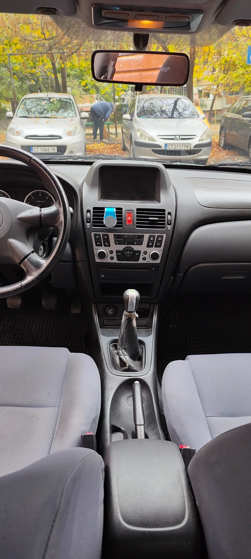 Nissan Almera 2.2dci, снимка 5 - Автомобили и джипове - 56747494