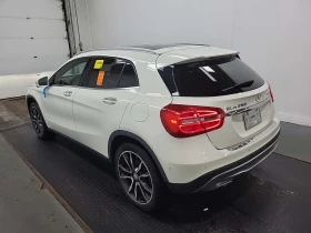 Mercedes-Benz GLA 250 * CARFAX * 2 КЛЮЧА * ПАНОРАМА * ПОДГРЕВИ * , снимка 4