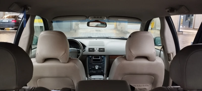 Volvo Xc90 2.4 AWD, снимка 13 - Автомобили и джипове - 48175067