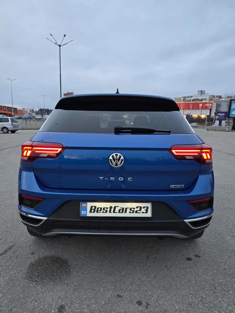 VW T-Roc 4Motion* Панорама* Digital, снимка 11 - Автомобили и джипове - 48468328