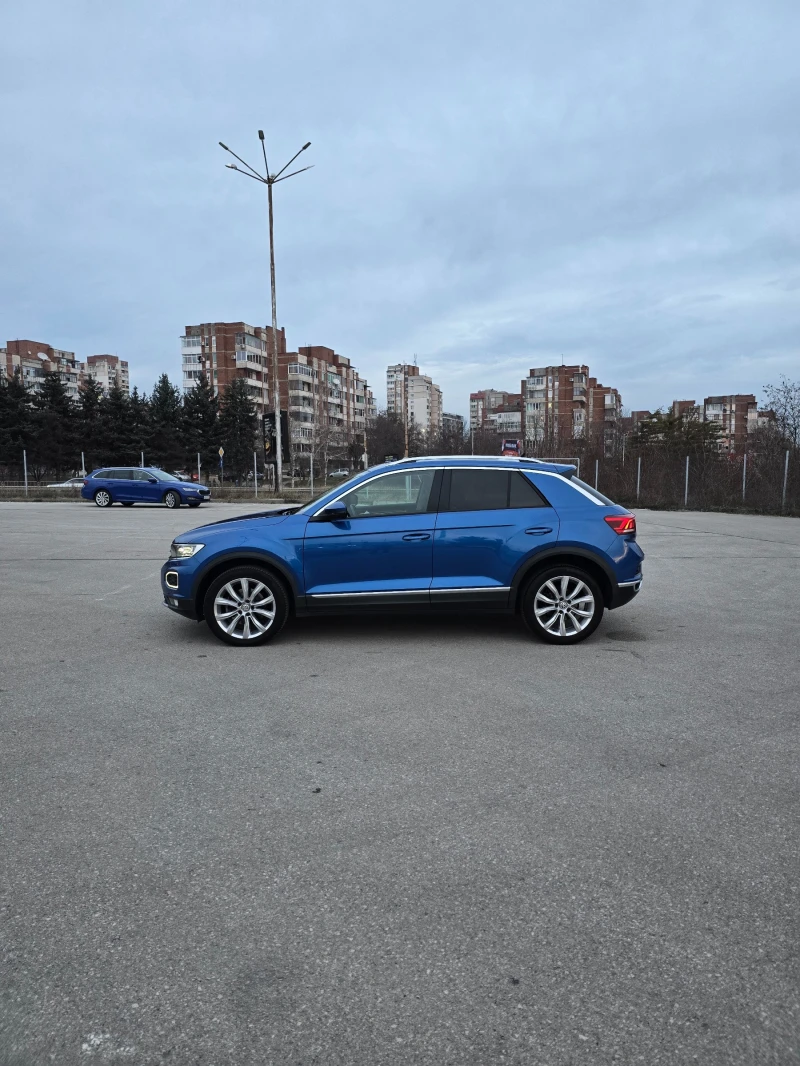 VW T-Roc 4Motion* Панорама* Digital, снимка 15 - Автомобили и джипове - 48468328