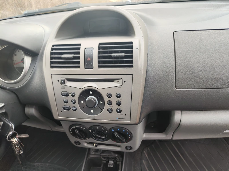 Suzuki Ignis газ/бензин 4x4, снимка 7 - Автомобили и джипове - 51920028