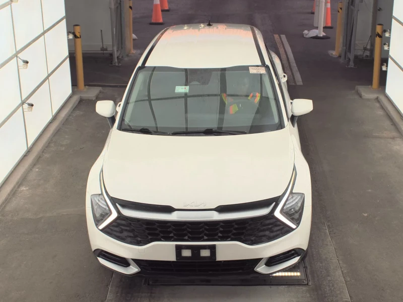 Kia Sportage LX, снимка 2 - Автомобили и джипове - 52641068