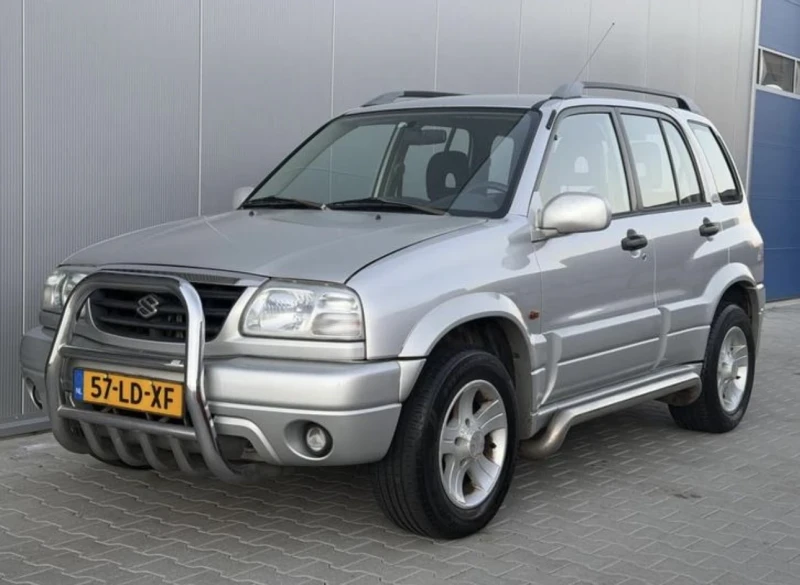 Suzuki Grand vitara 2.0 128 Автомат, снимка 2 - Автомобили и джипове - 53125036