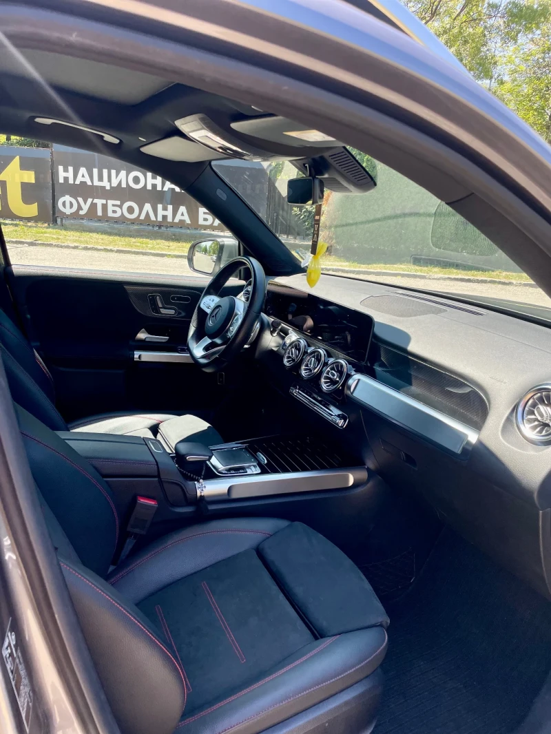 Mercedes-Benz GLB 250 AMG 4MATIC, снимка 5 - Автомобили и джипове - 53133811