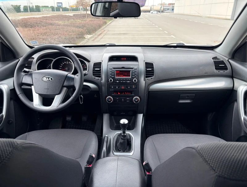 Kia Sorento 2.4i Бензин/Газ, снимка 11 - Автомобили и джипове - 53390485