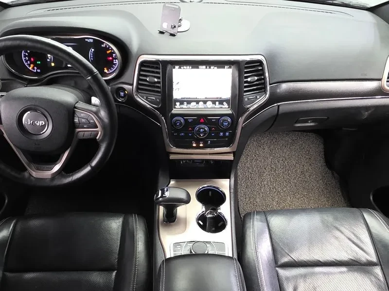Jeep Cherokee 3.6 Limited - CAMO 30% ABAHC, снимка 7 - Автомобили и джипове - 55941620