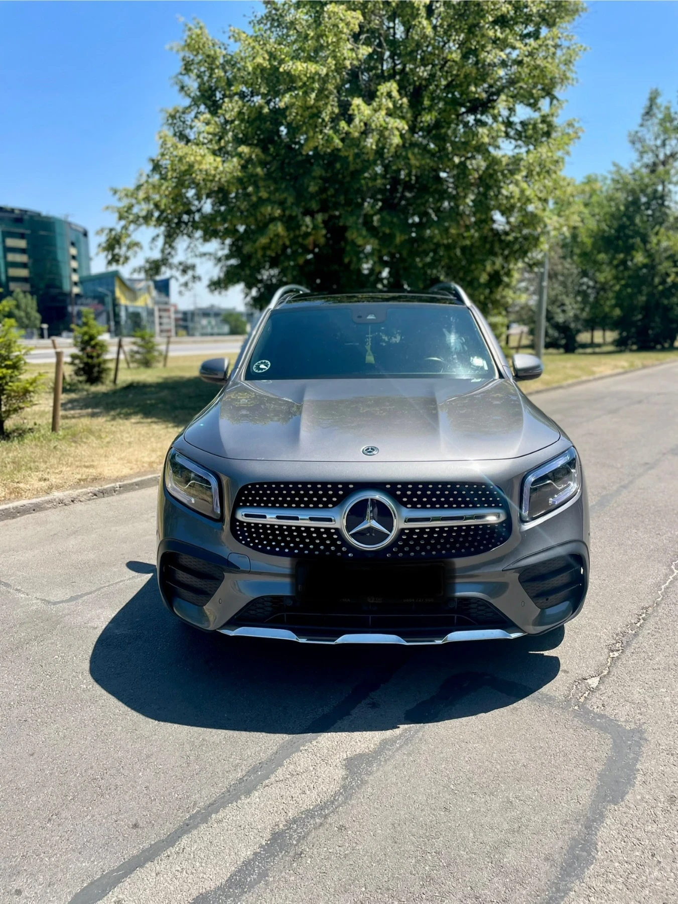 Mercedes-Benz GLB 250 AMG 4MATIC, снимка 1