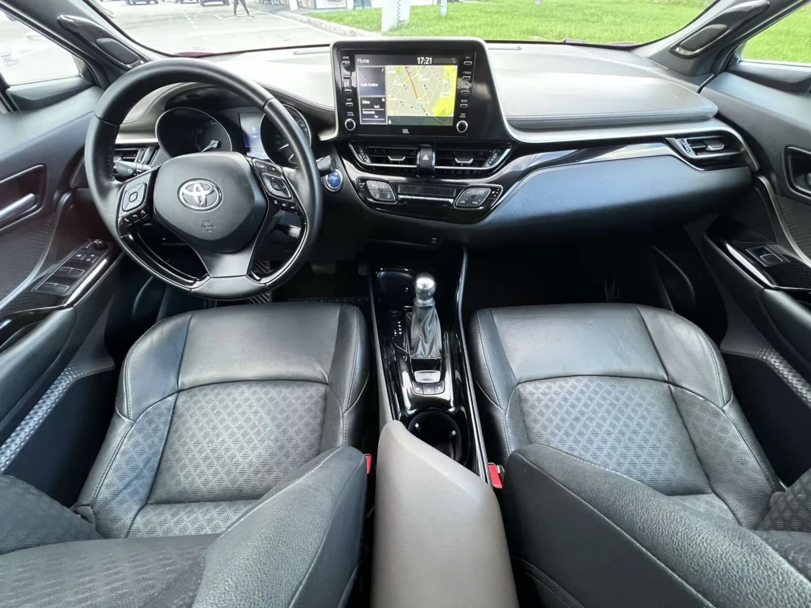 Toyota C-HR HYBRID  - изображение 9
